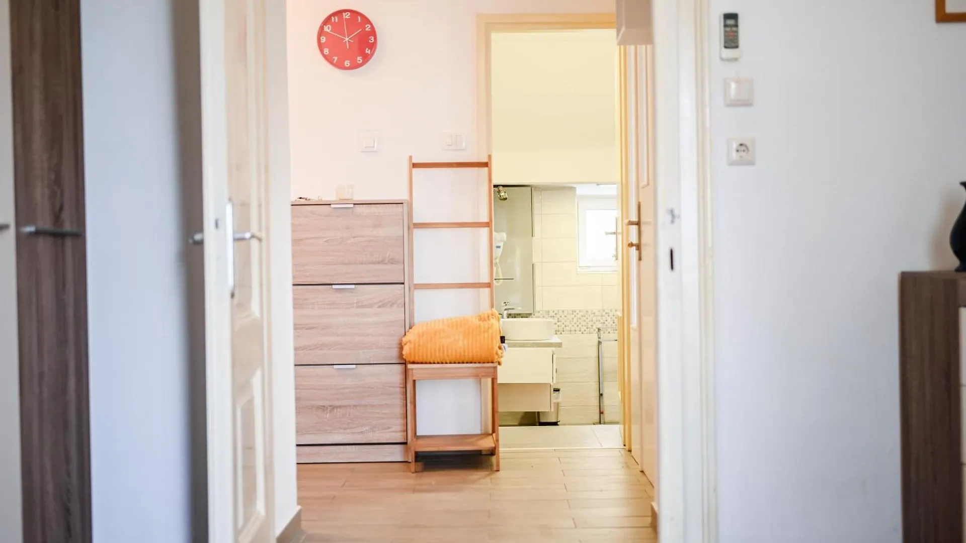 Seafront Apartment Icici