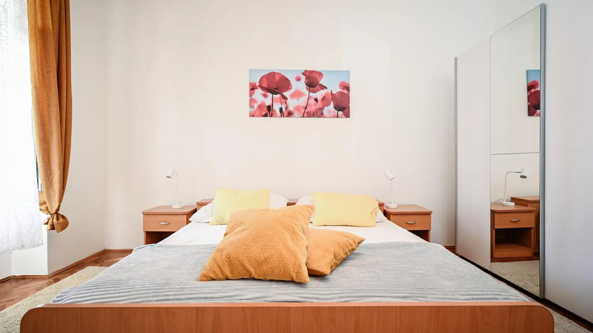 Seafront Apartment Icici