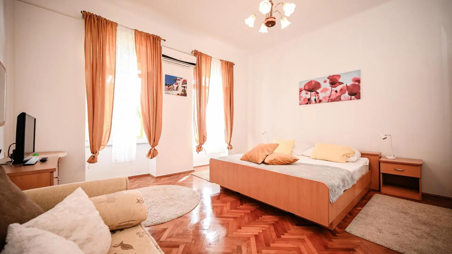 Seafront Apartment Icici