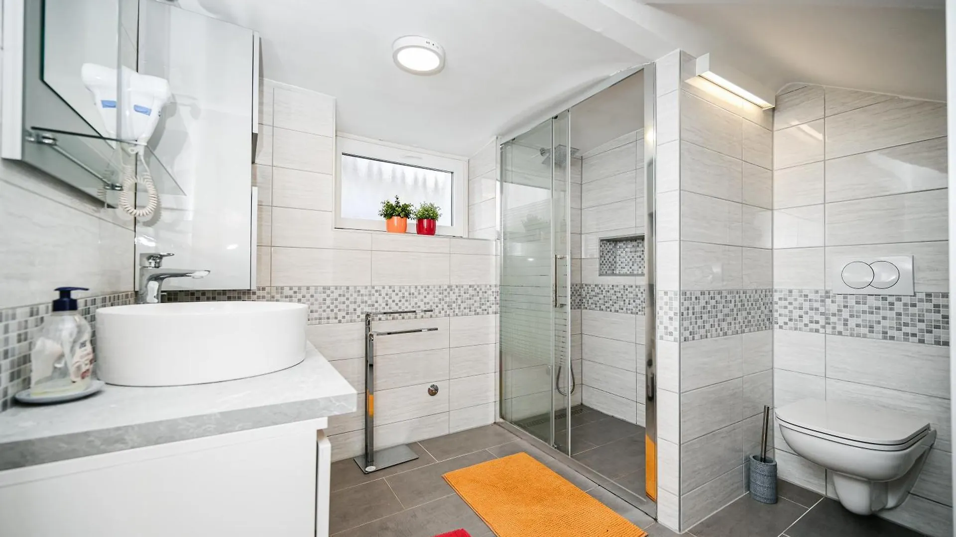 Seafront Apartment Icici Croatia