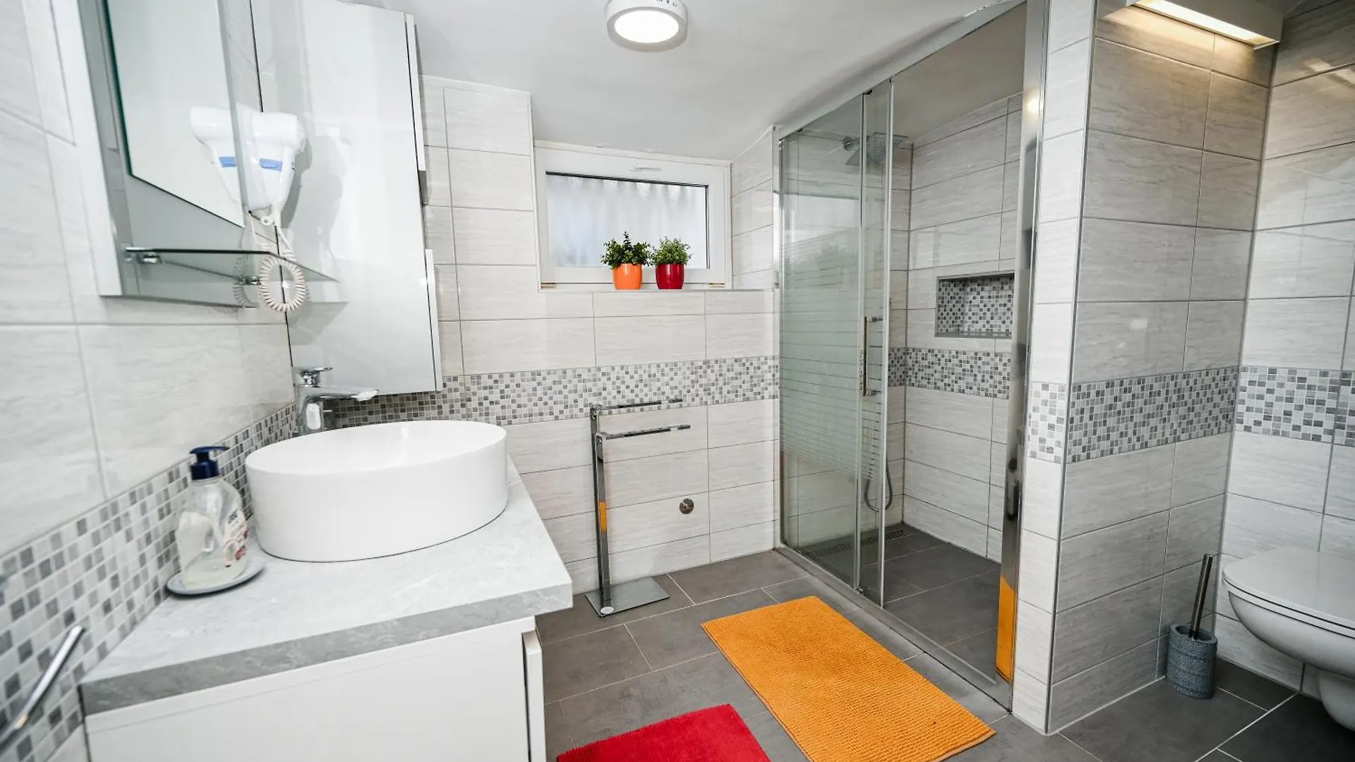 Seafront Apartment Icici