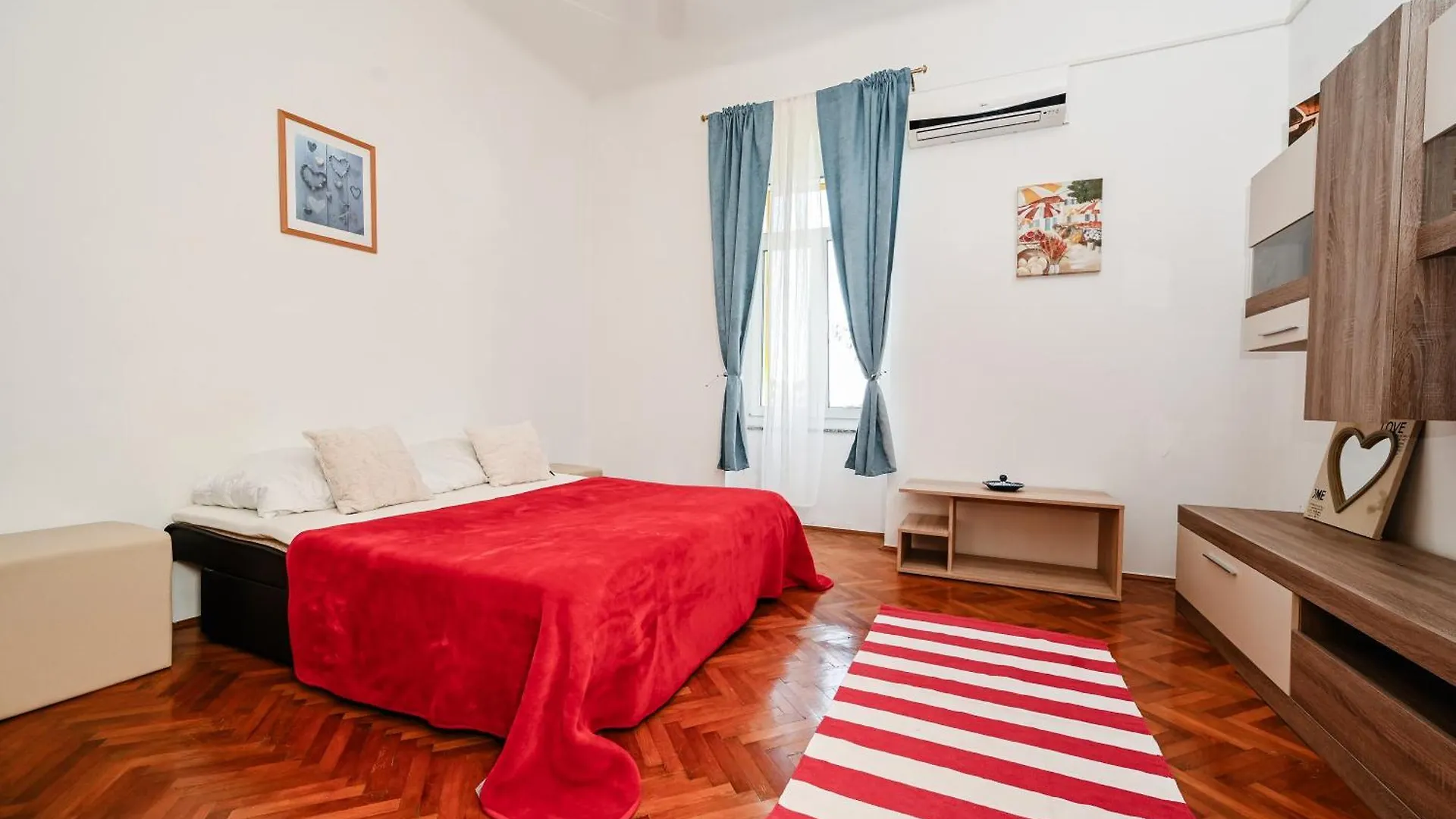 Seafront Apartment Icici 0*,  Croatia